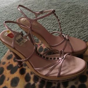 Brand new XOXO pink heels